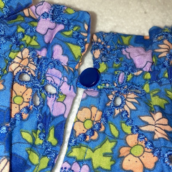 Jennifer & Grace -Eyelet Top- size XL - Picture 9 of 14